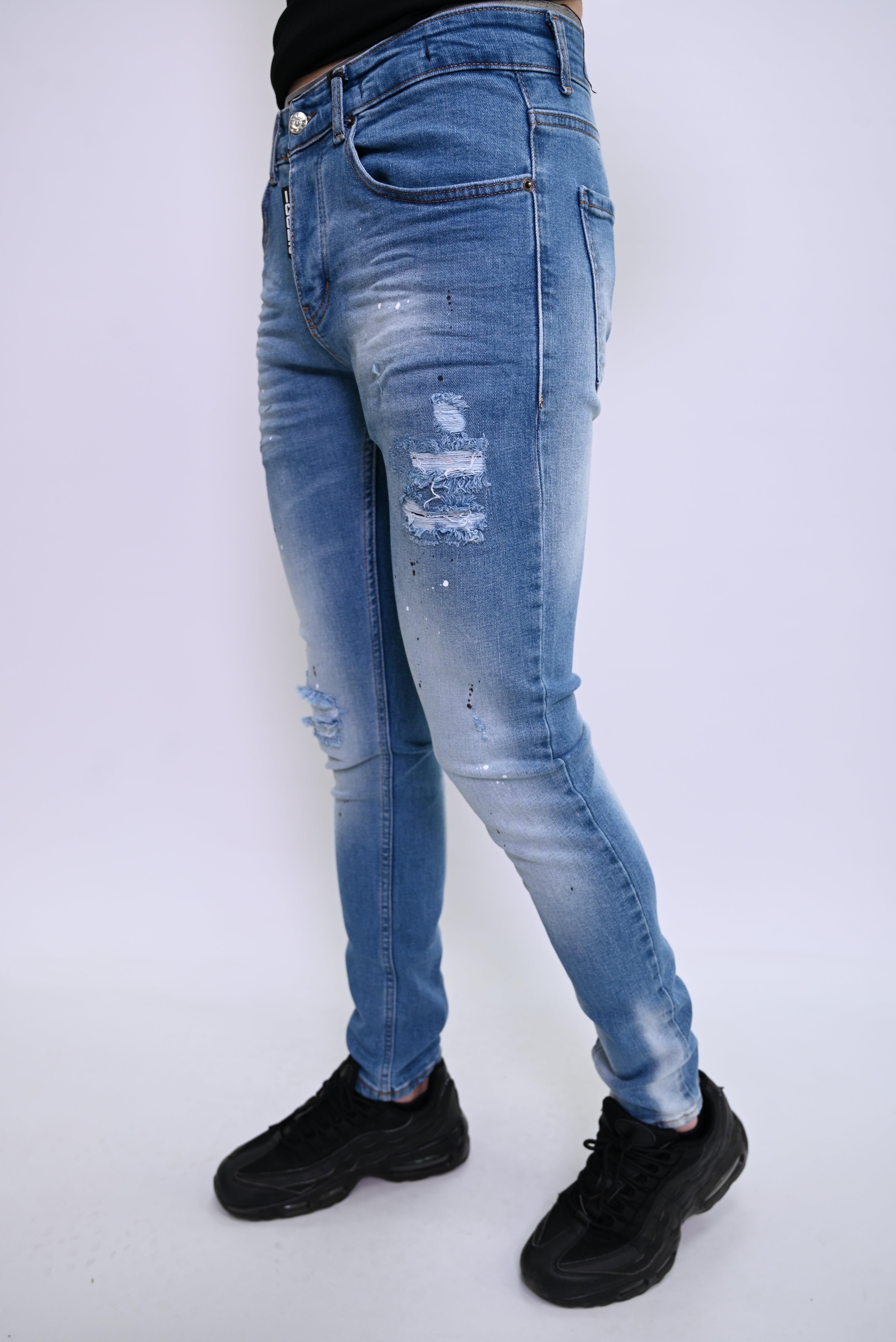 ICON2 Distressed Jeans 9398