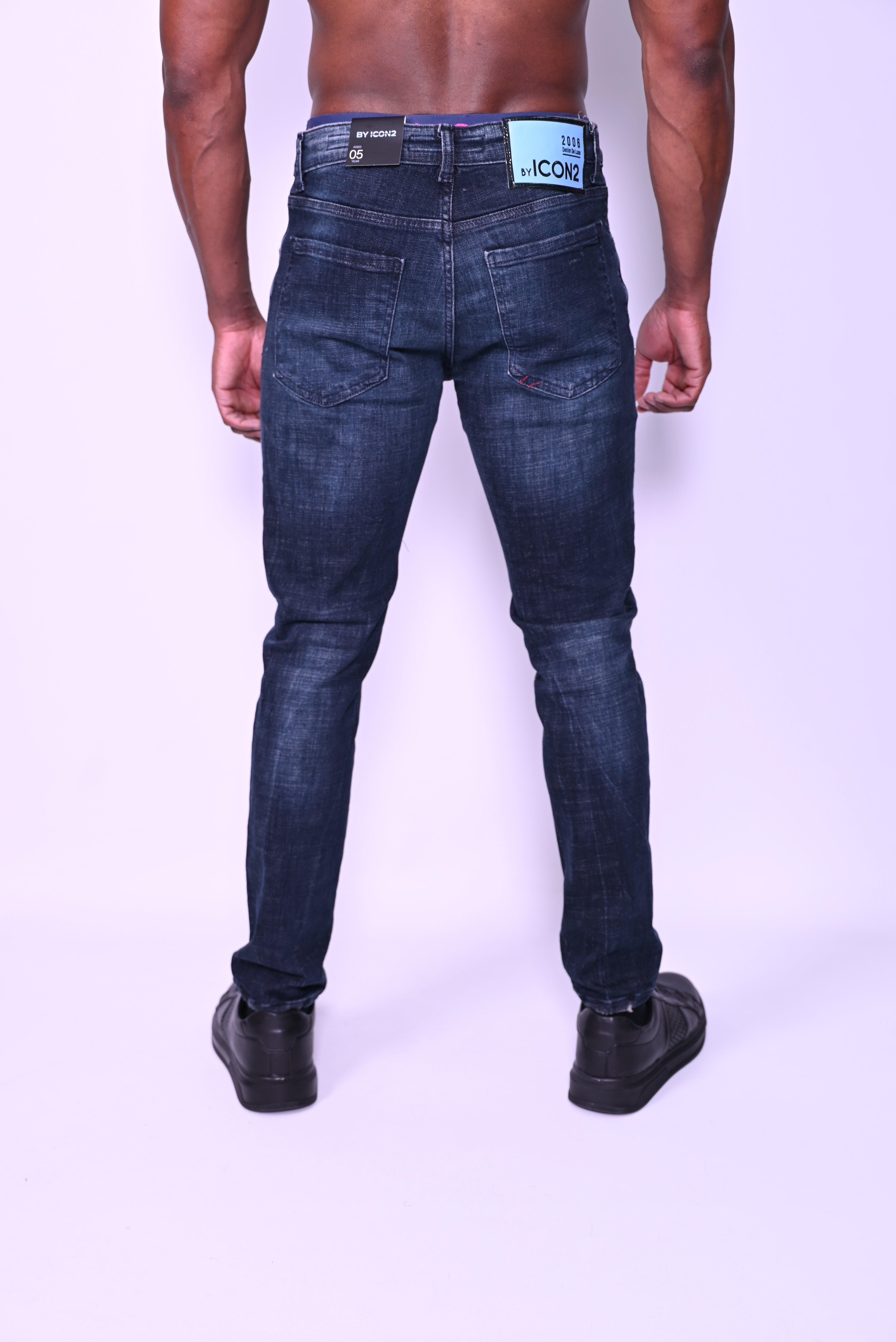 Jeans ICON Bleu Brutaliste 154