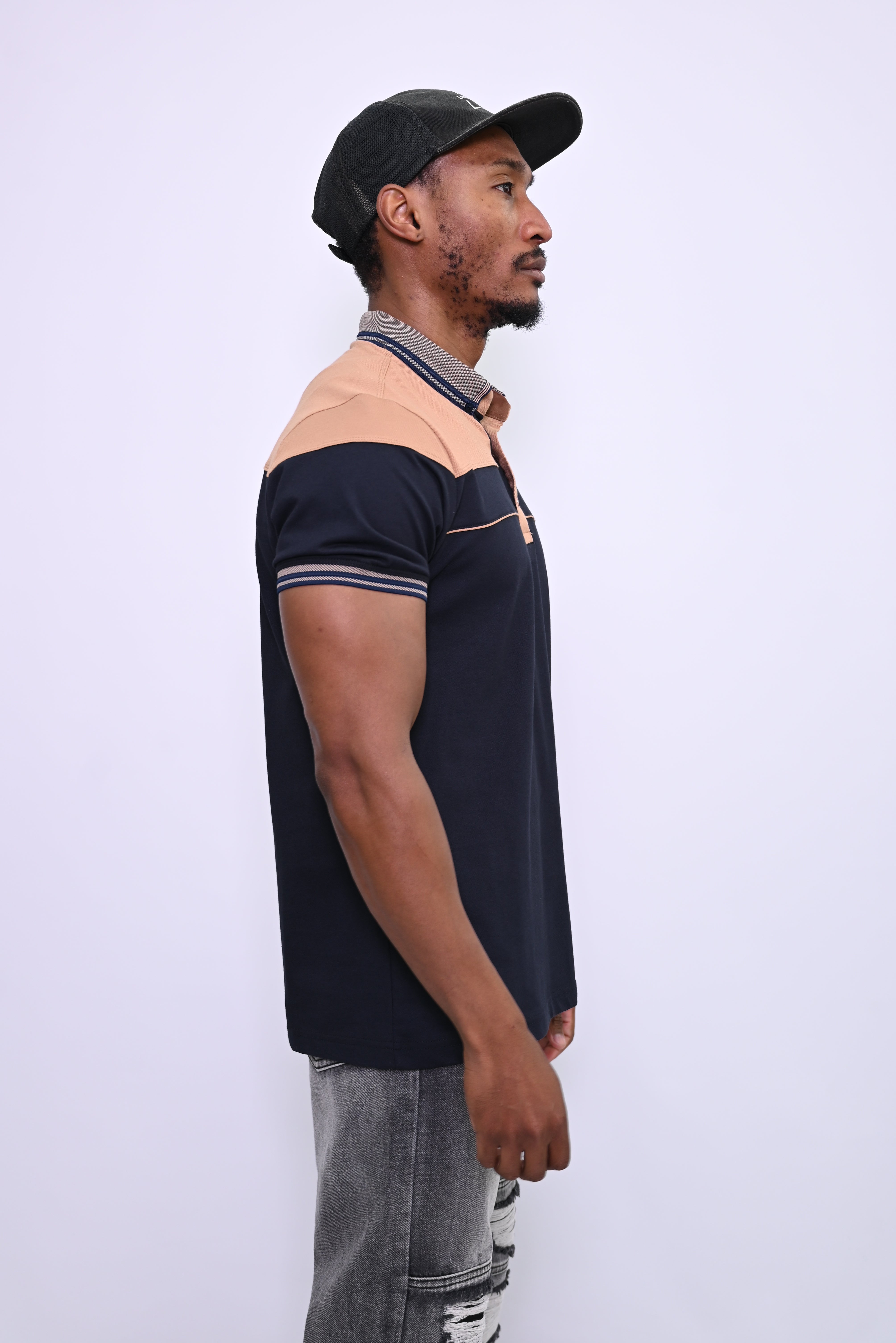 Tweekleurige Polo met Staande Kraag en Streepdetails 4112